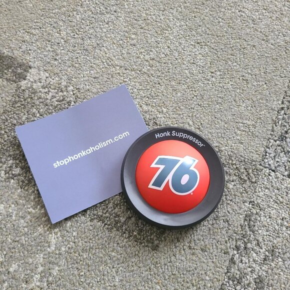 Union 76 Gas Station Honk Suppressor Squeak Toy - Picture 4 of 4